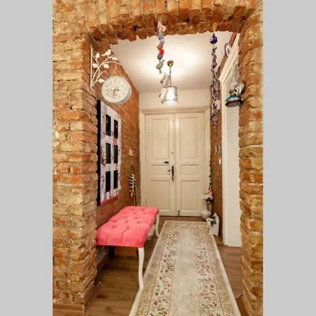 Апартаменты Central Location Taksim And Galata 5 Minutes *